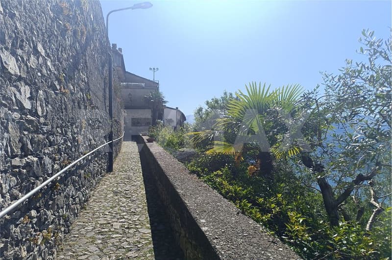Meravigliosa casa nel borgo storico di Castello Valsolda (Italia) (2)