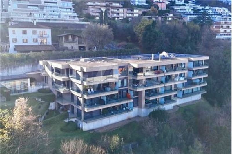 Attico signorile con vista imprendibile sul golfo di Lugano anche come residenza secondaria (1)