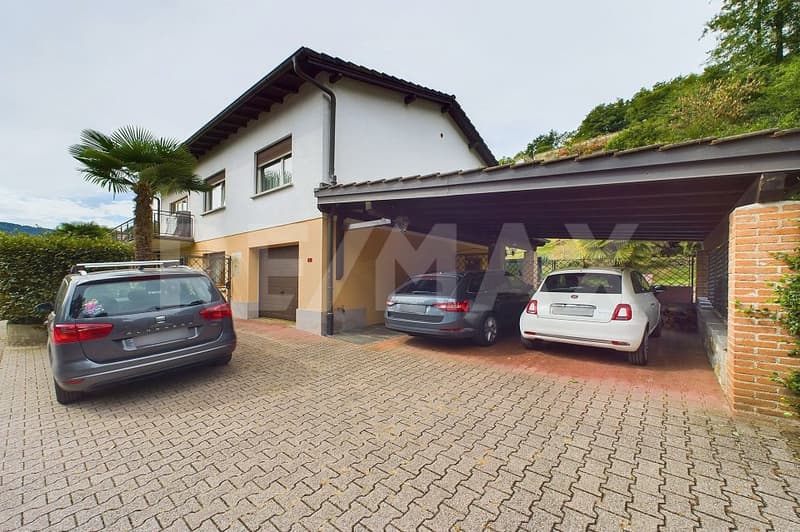Una villa. Quattro modi di viverla. Anche residenza di vacanza. (2)