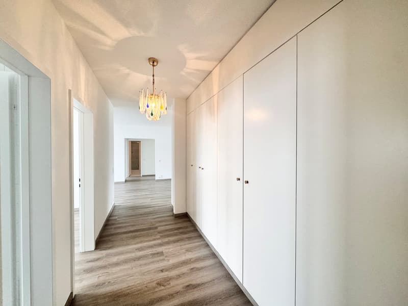 3777 - HELLES DOPPELWINKELWOHNUNG – AUCH ALS ZWEITWOHNSITZ GEEIGNET – COLLINA D'ORO (6)
