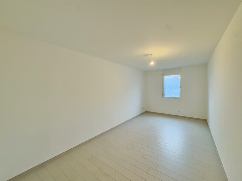Rif. 3784 A SOLI 2 KM DAL CENTRO DI LUGANO - MODERNO APPARTAMENTO CON VISTA PANORAMICA (15)