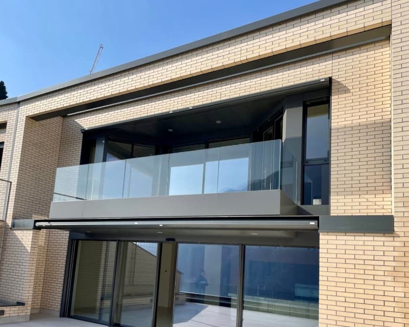VILLA or DUPLEX APARTMENT CHARMING LAKE VIEW (5)