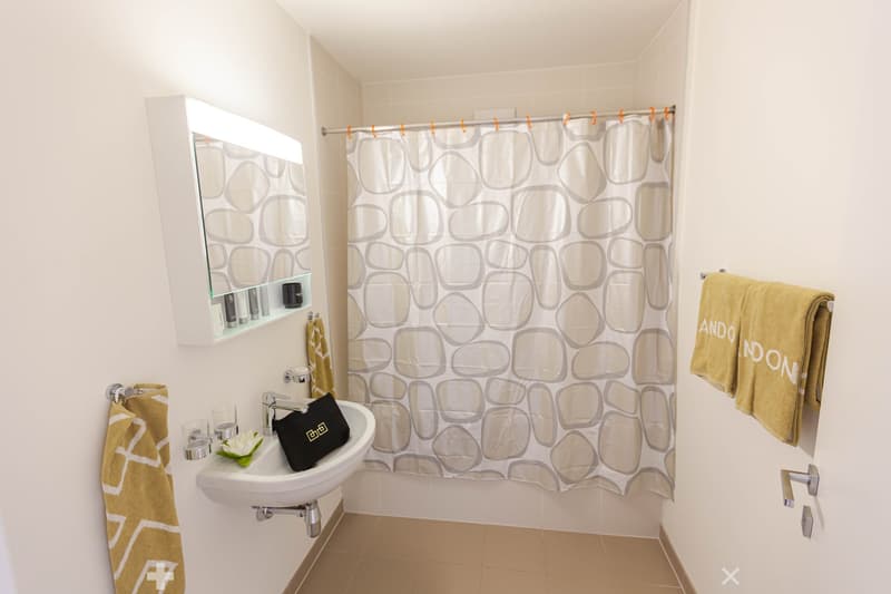 Badezimmer / Bathroom