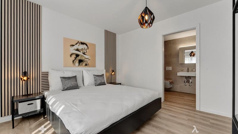 Moderne möblierte 2-Zimmer-Wohnung mit Service und Balkon in Biel (5)