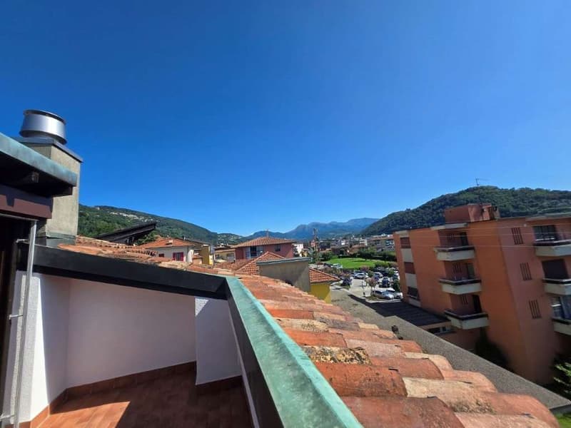 Agno, affitto duplex 5 locali con terrazzi (6)