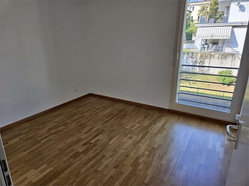 Porza, 3.5 locali con balcone (8)