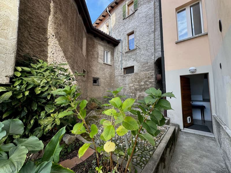 Ampia casa di nucleo (8)