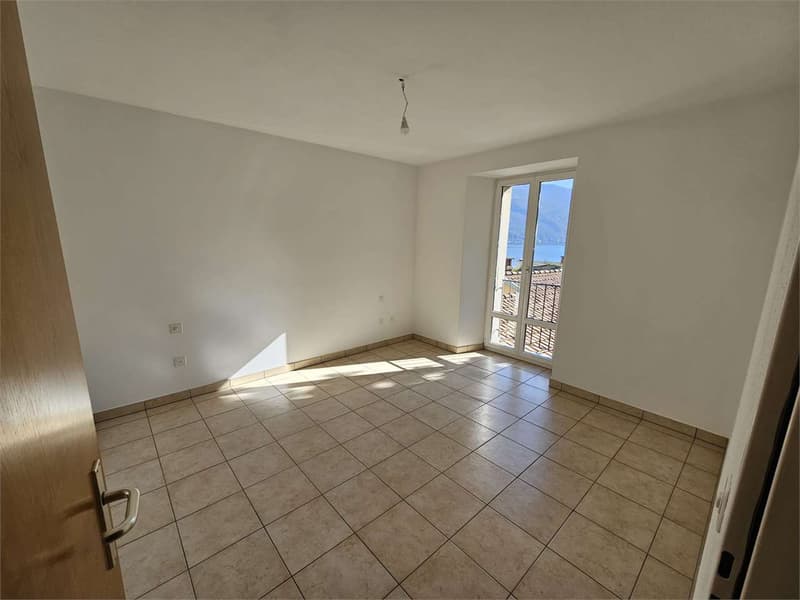 Melide, affitto 3.5 locali vista lago (8)