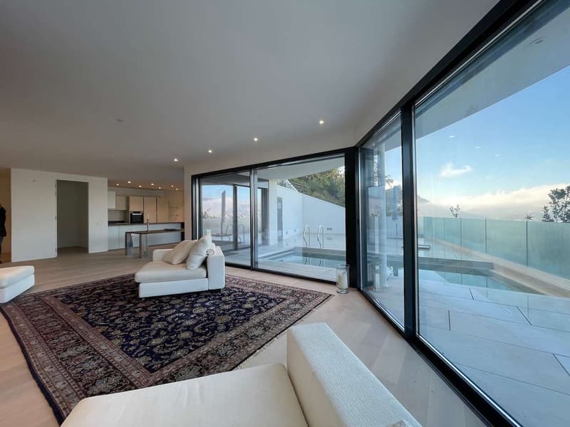 Lugano Albonago, moderna villa con piscina e vista lago (11)