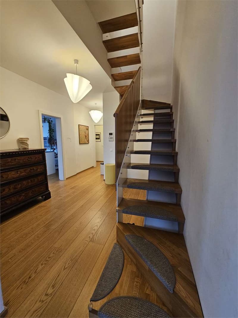 Lugano zona cattedrale, duplex 5.5 locali in villa d'epoca (9)