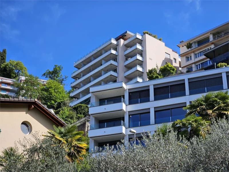 Castagnola, monolocale con terrazzo vista lago (1)
