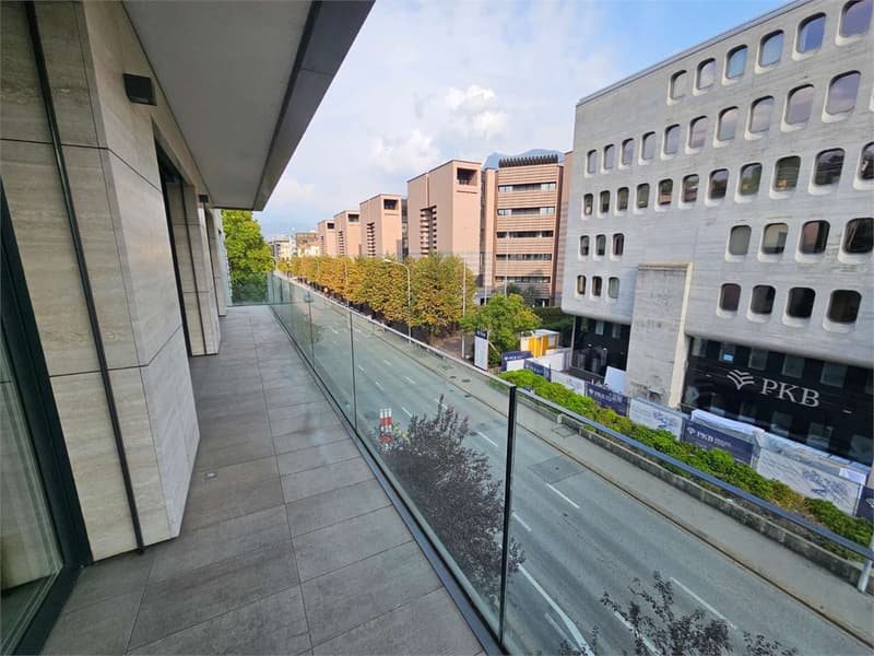 Ampio 4.5 locali in posizione centrale a Lugano - Via Franscini 3 (4)