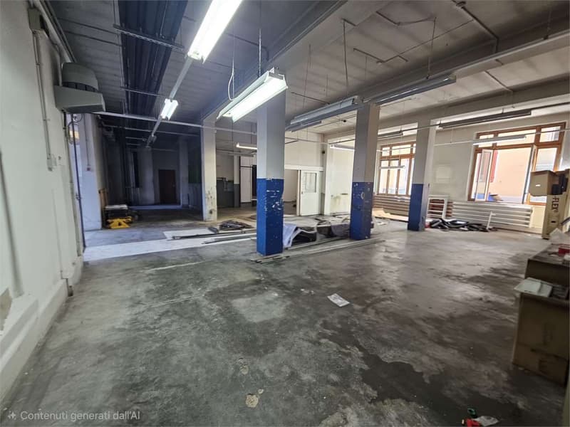 Lugano Centro, Spazio commerciale di 308 m² con uffici e area produtti (4)