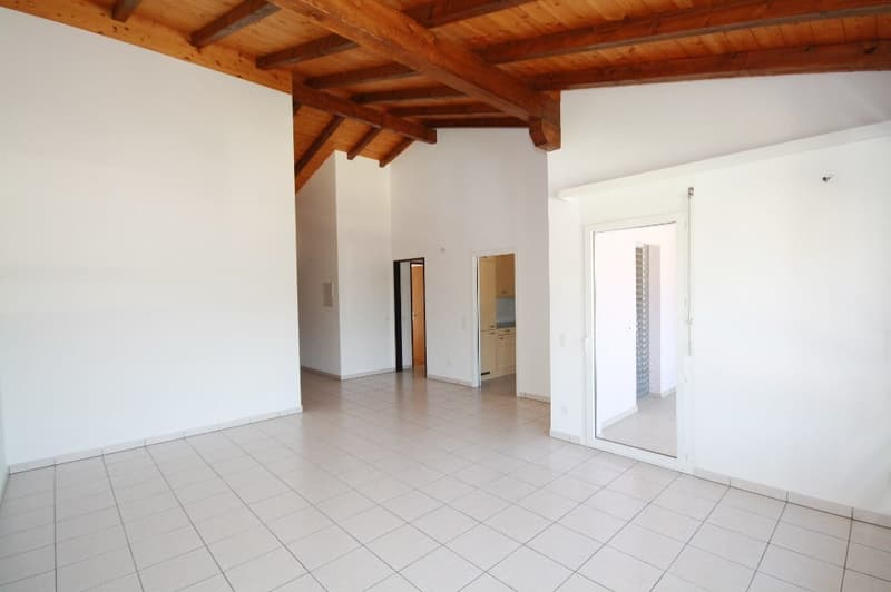 Graziosa palazzina con vista aperta/Hübsche Residenz mit offener Sicht (20)