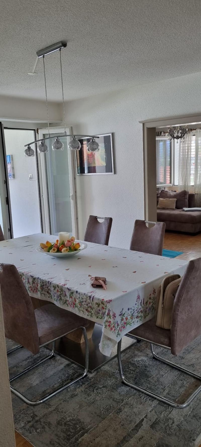 schöne 4 1/2 Zimmerwohnung im Zentrum von Ilanz (2)