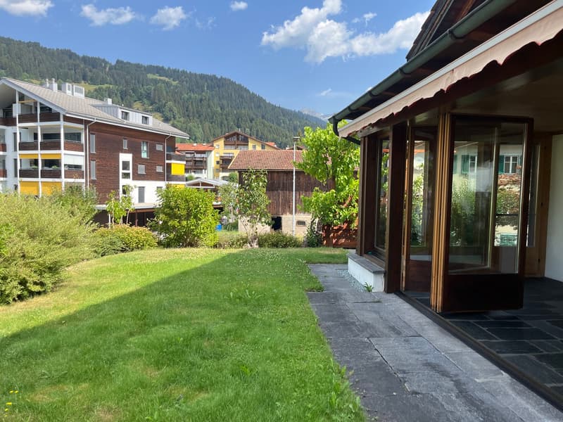 Charmante Doppelhaushälfte mit Studio in Laax (7)