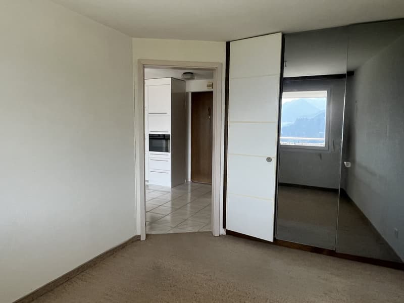 2.5-Zimmerwohnung mit Bergpanorama in Falera (Zweitwohnsitz) (12)