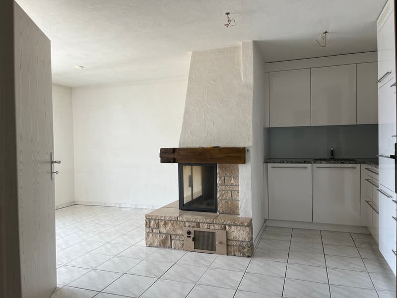 2.5-Zimmerwohnung mit Bergpanorama in Falera (Zweitwohnsitz) (4)