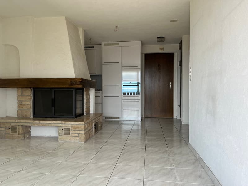 2.5-Zimmerwohnung mit Bergpanorama in Falera (Zweitwohnsitz) (3)