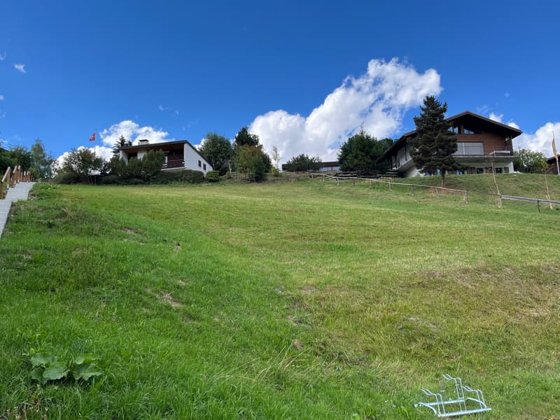 Baulandparzelle in Obersaxen (Erstwohnsitz) (1)