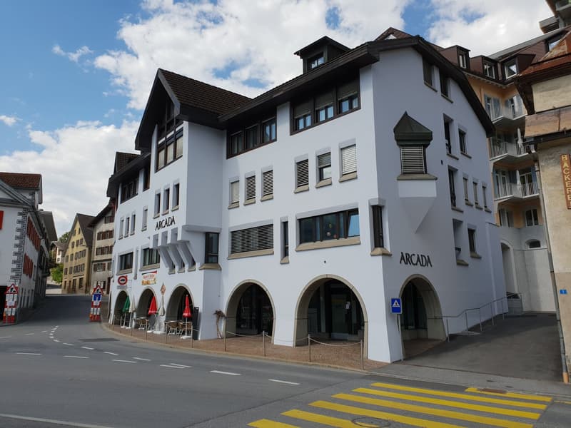 Laden- und Büroräumlichkeiten in Ilanz (1)