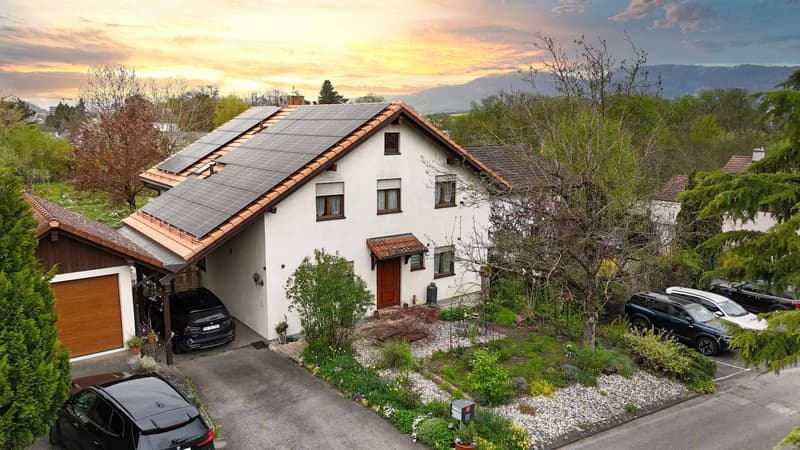 Villa familiale rénovée, studio indépendant et jardin de 1'260 m² (1)