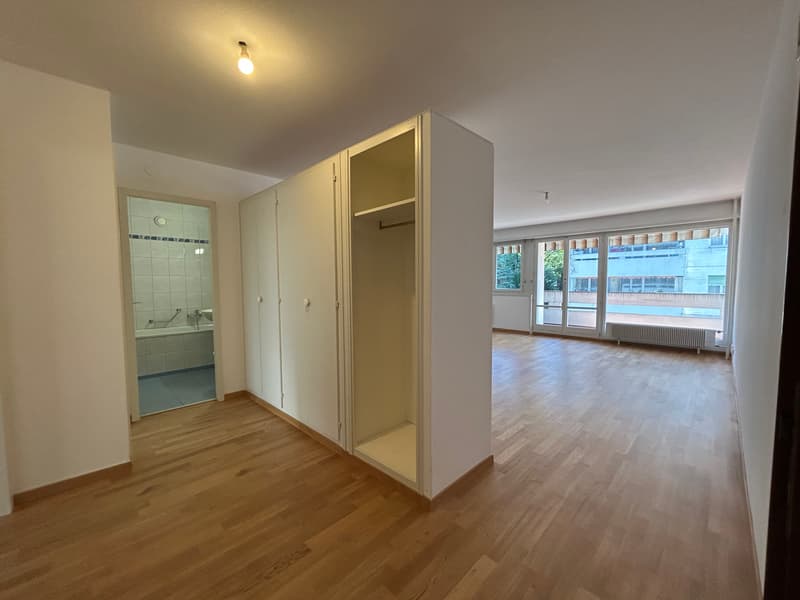 Appartement rénové de 3.5 pièces, 1er étage, env. 73 m2 (2)