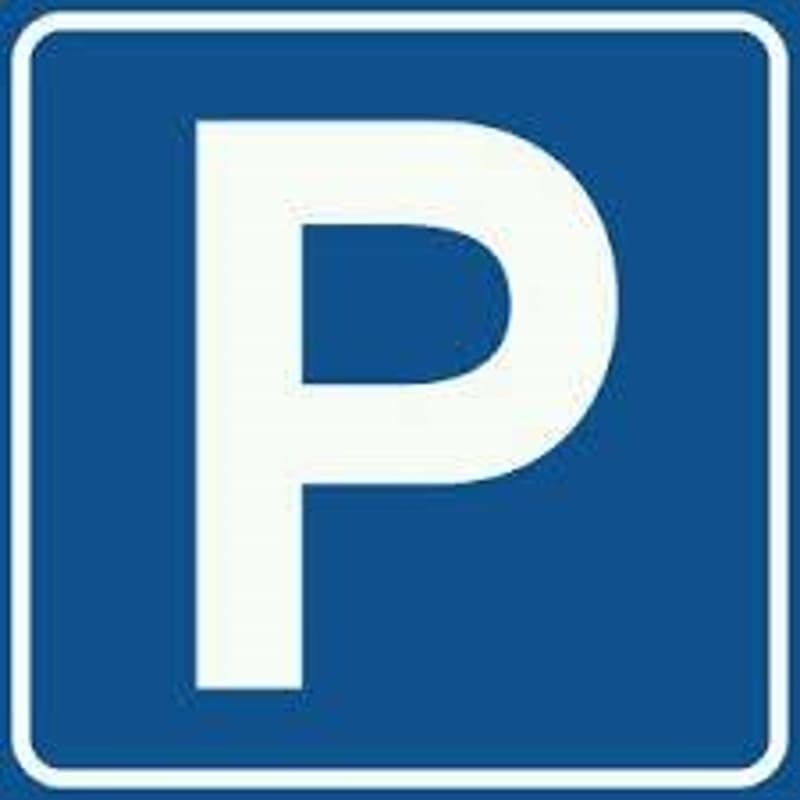 Place de parc extérieure (2)