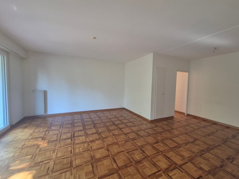 Appartement traversant de 6,5 pièces, 1er étage, env.152 m2 (4)