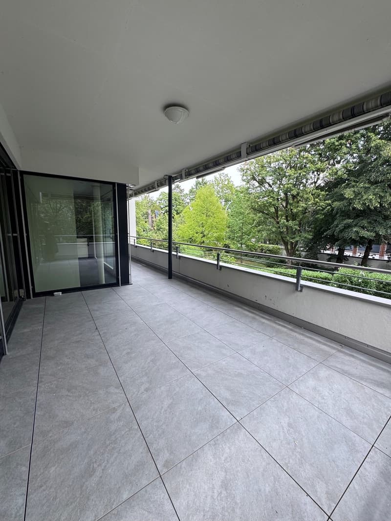 Helle 4.5-Zimmer-Wohnung mit Balkon Nähe Zentrum und Dorf (13)