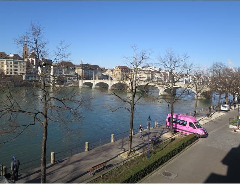 Exklusives Wohnen direkt am Rhein mit Blick auf die historische Altstadt (12)