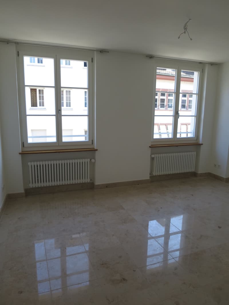 Exklusives Wohnen direkt am Rhein mit Blick auf die historische Altstadt (9)