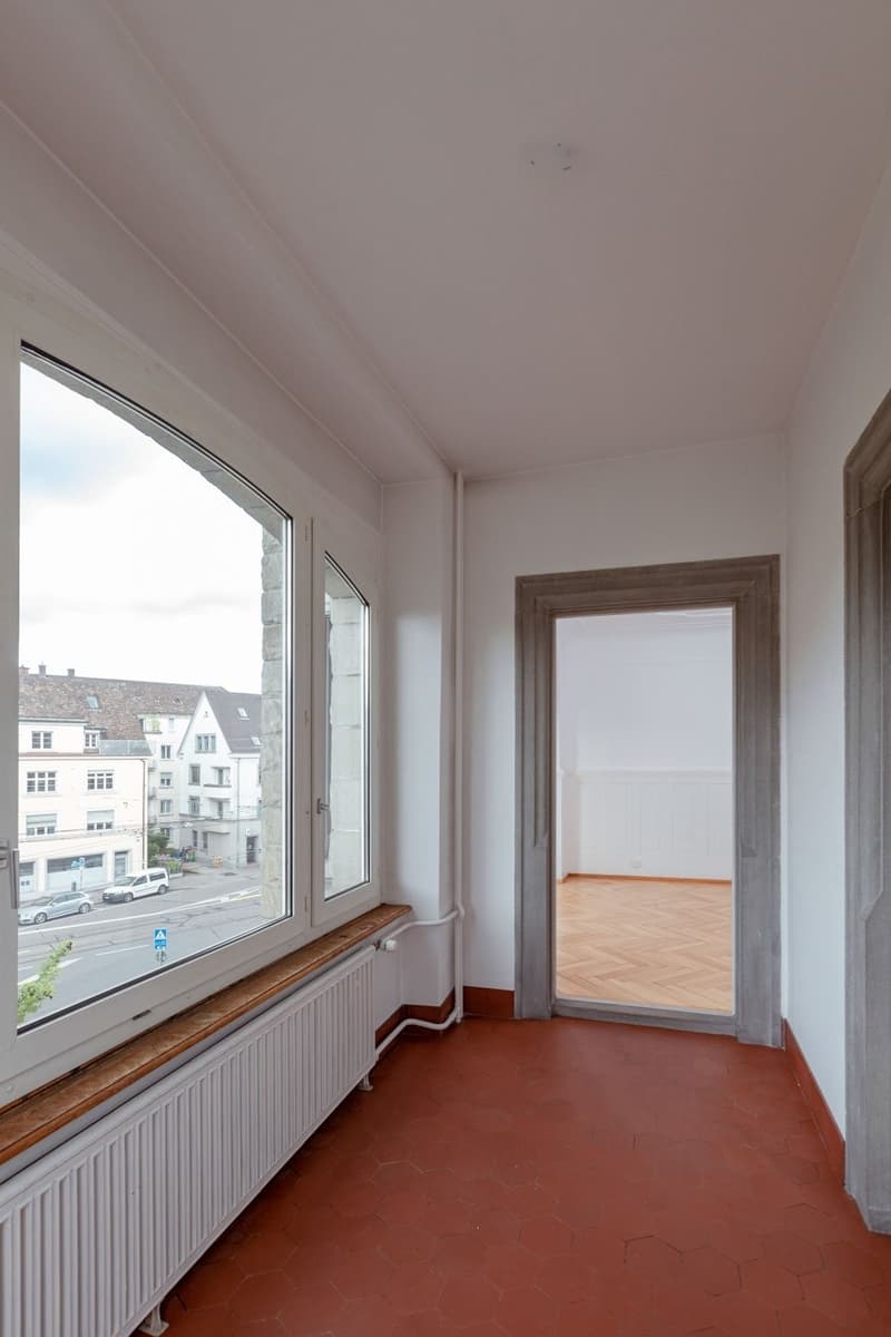 Helle 5.5 Zimmer-Wohnung an zentraler Lage (9)