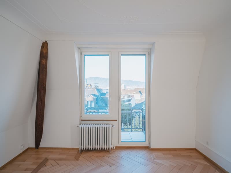 3.5-Zimmer-Wohnung mit Stuckaturdecken nähe Schaffhauserplatz (6)