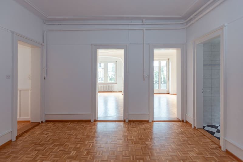 Helle 5.5 Zimmer-Wohnung an zentraler Lage (5)
