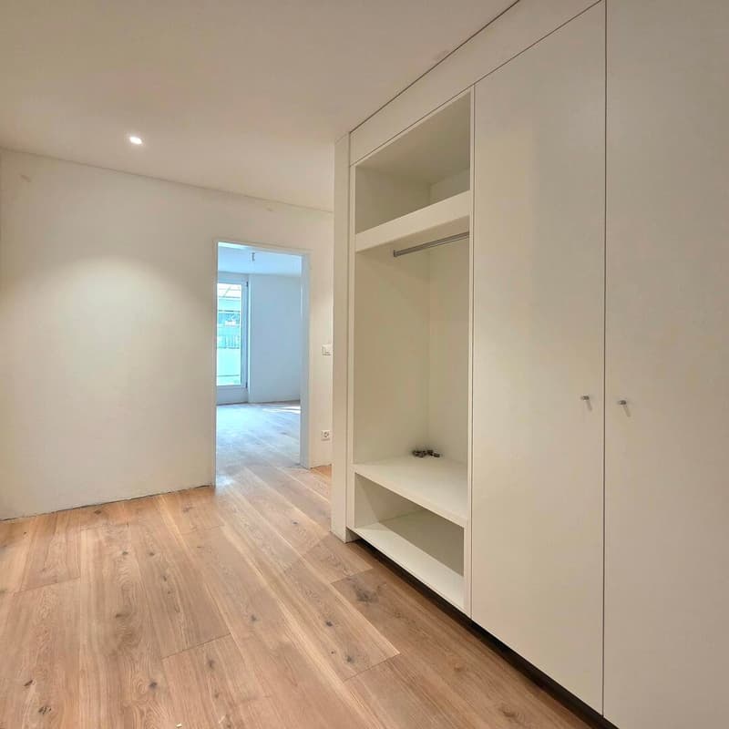 grosszügiger Eingangsbereich mit Garderobe