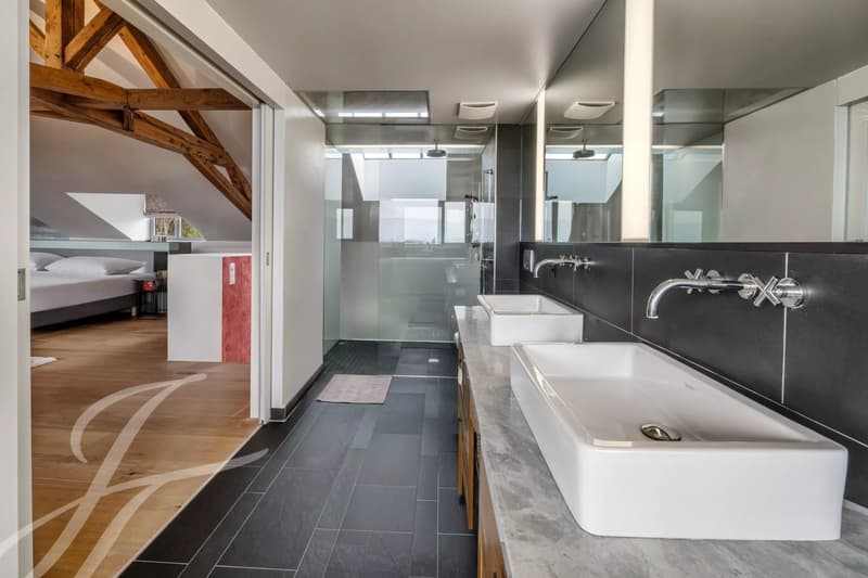 EXCLUSIVITY - Beautiful village house with panoramic lake view (12)
