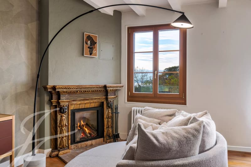 EXCLUSIVITY - Beautiful village house with panoramic lake view (5)