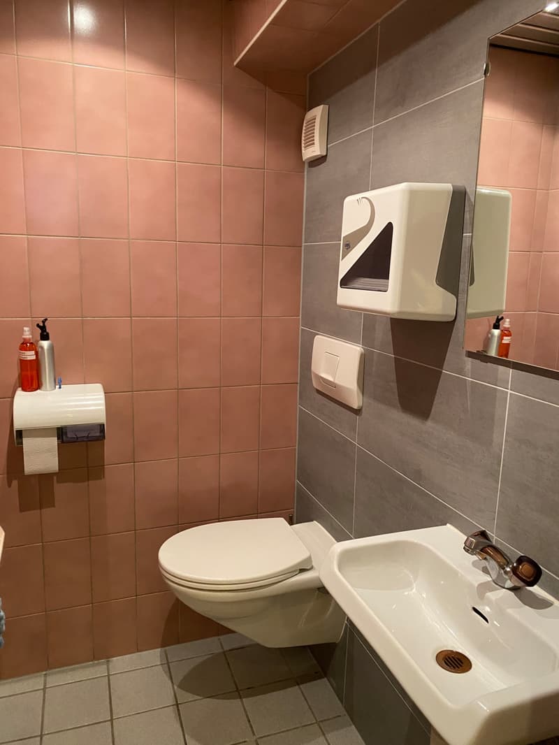 Aigle - Rue du Rhône 14 - Local commercial pour bureaux (5)