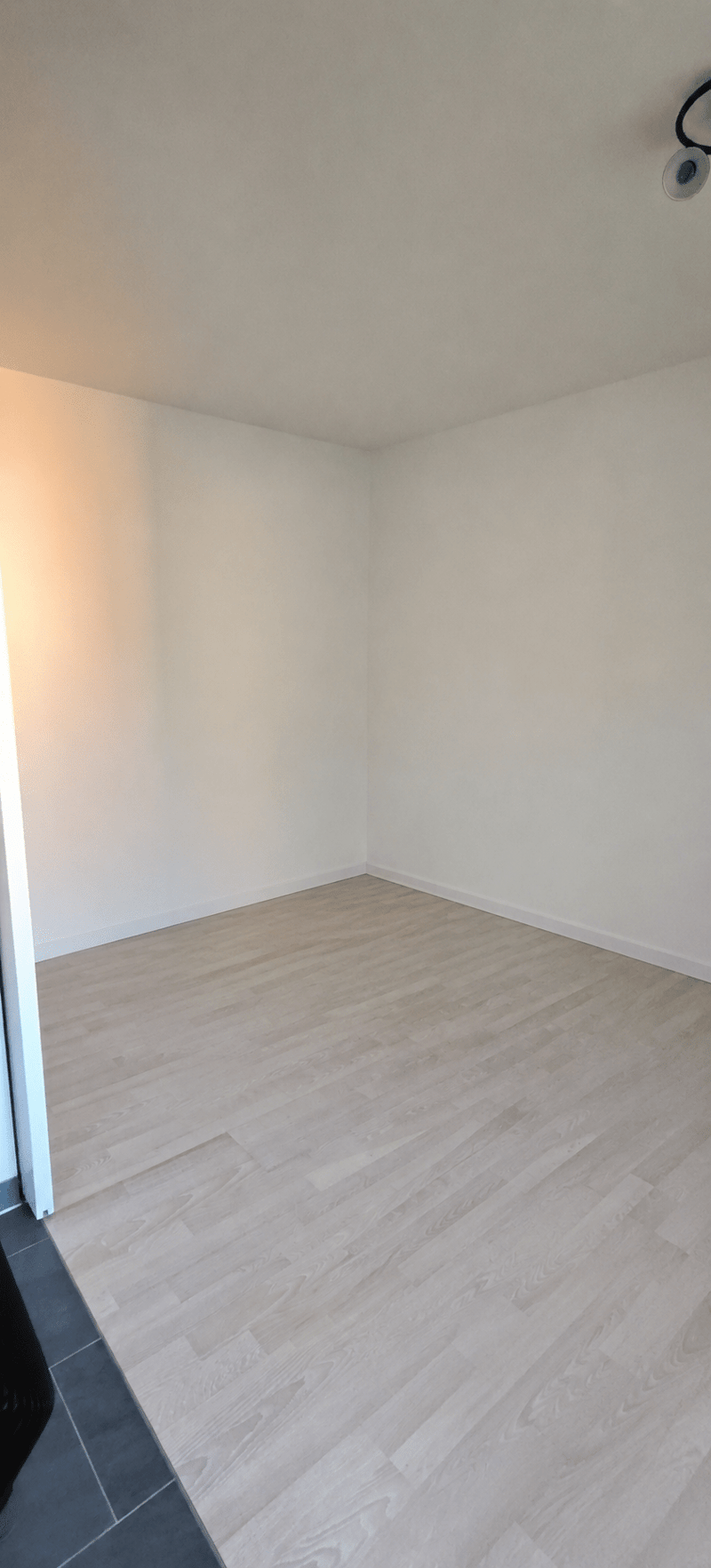 Conthey - Avenue de la Gare 5 - appartement de 2.5 pièces au 3ème (3)