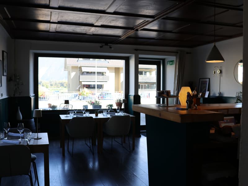 Les Evouettes - Route Cantonal 51 - Restaurant au rez-de-chaussée (3)