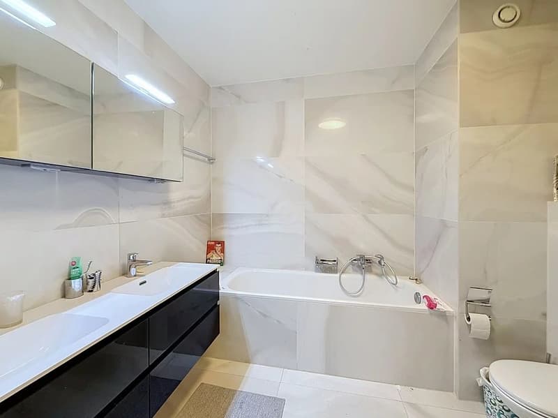Très bel appartement traversant avec 2 balcons (6)