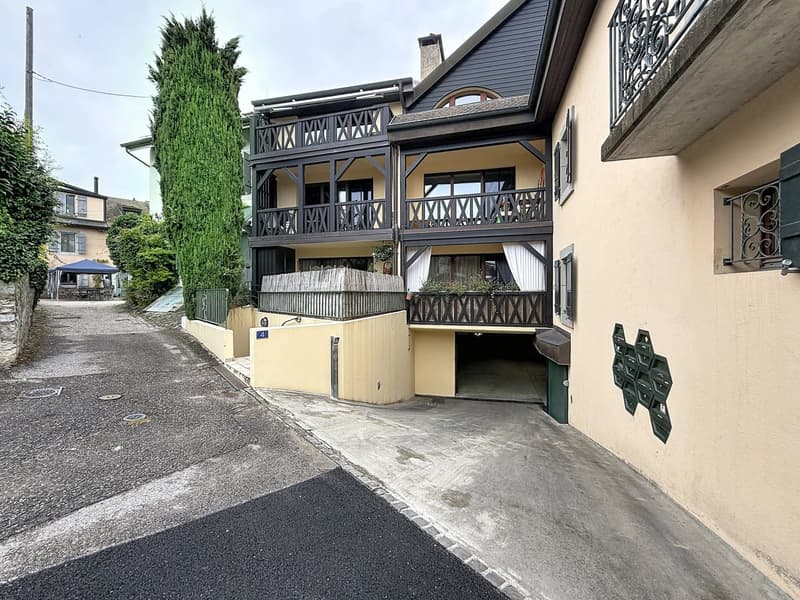 Appartement avec cachet, spacieux et lumineux, avec balcon (1)