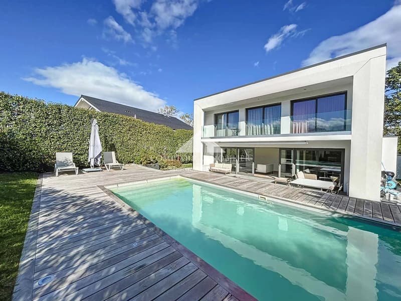 Villa contemporaine avec piscine à Chens-sur-Léman (France) (1)