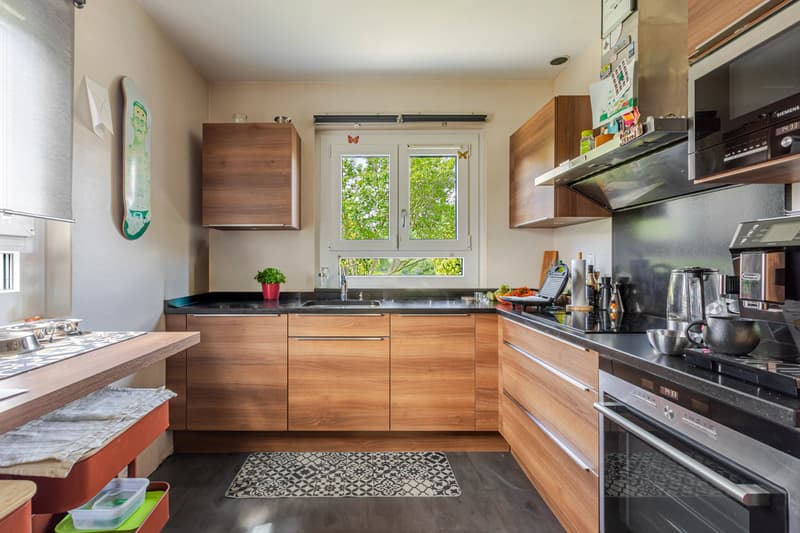 MAISON INDIVIDUELLE DE 6.5 PIÈCES - CHÊNE-BOURG (5)