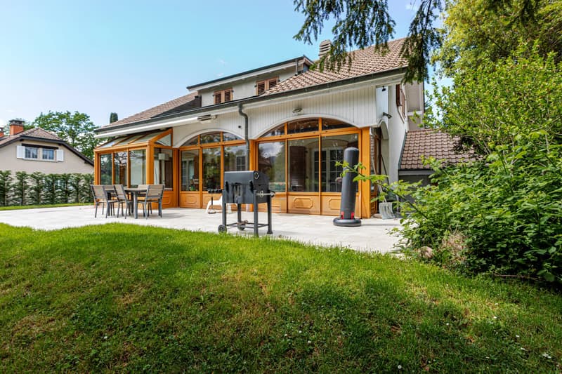 MAISON INDIVIDUELLE DE 6.5 PIÈCES  - CHÊNE-BOURG (12)