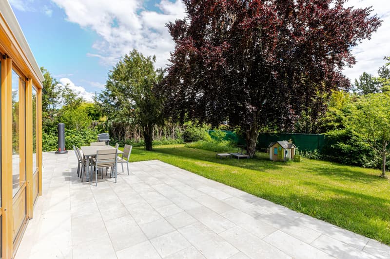 MAISON INDIVIDUELLE DE 6.5 PIÈCES  - CHÊNE-BOURG (10)