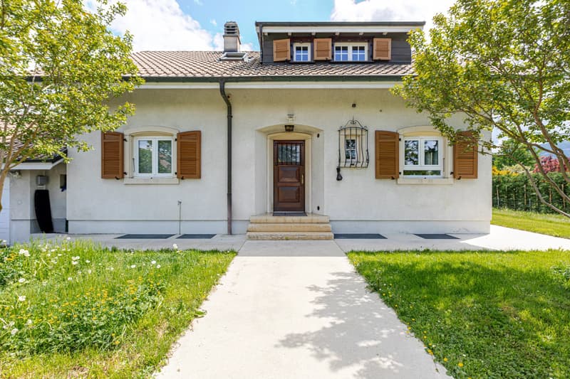 MAISON INDIVIDUELLE DE 6.5 PIÈCES  - CHÊNE-BOURG (2)