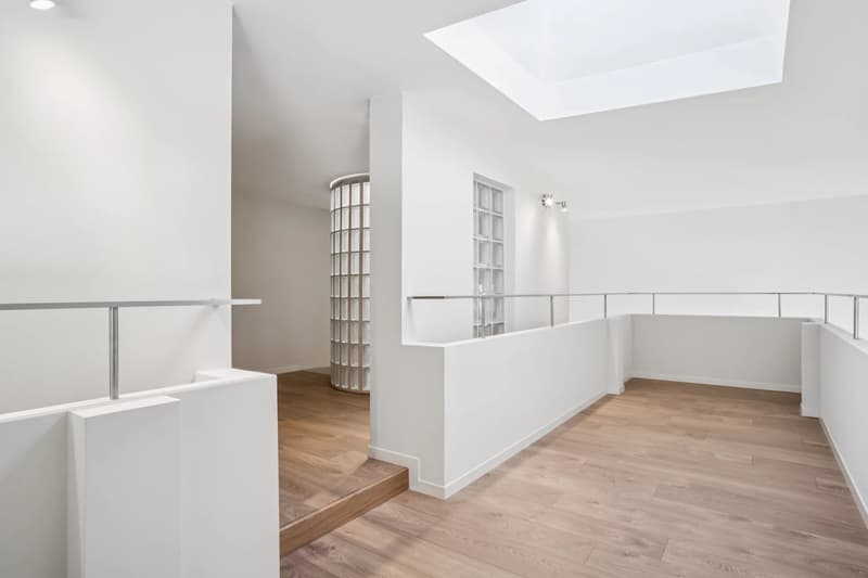Bureaux entièrement rénovés en attique avec 2 terrasses (10)