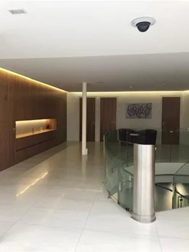 Belles surfaces à louer à Malagnou (7)
